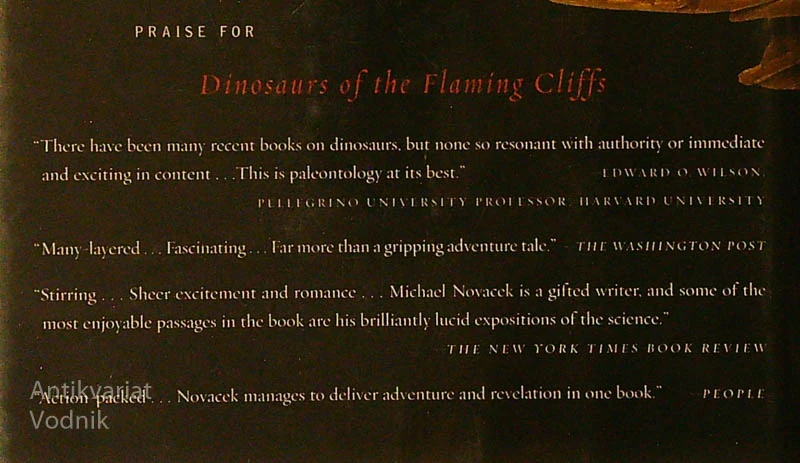 TIME TRAVELER; IN SEARCH OF DINOSAURS AND ANCIENT MAMMALS FROM MONTANA TO MONGOLIA, Michael Novacek