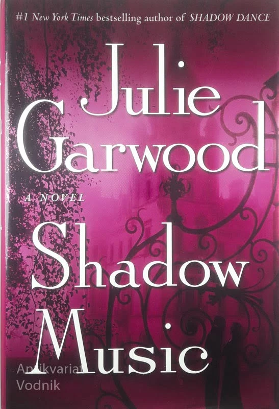 SHADOW MUSIC, Julie Garwood