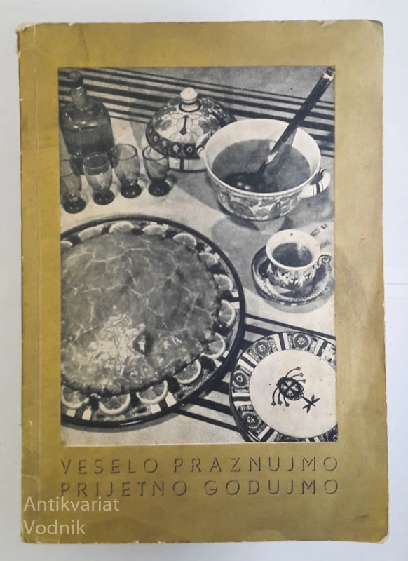 VESELO PRAZNUJMO, PRIJETNO GODUJMO, Kornelija Kopp