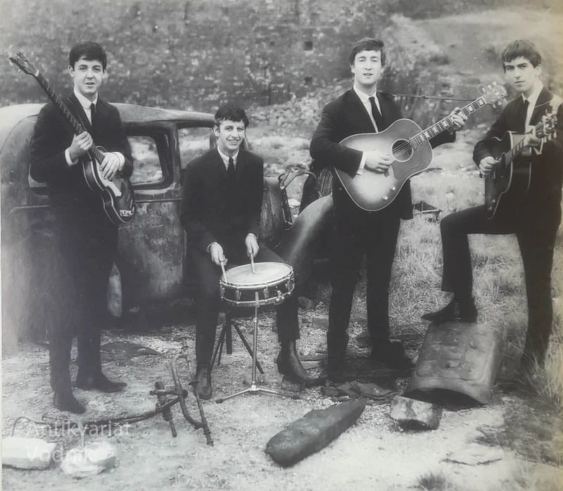 JOHN LENNON; HIS LIFE AND LEGEND, Richard Buskin