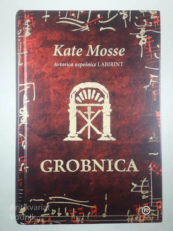 GROBNICA, Kate Mosse