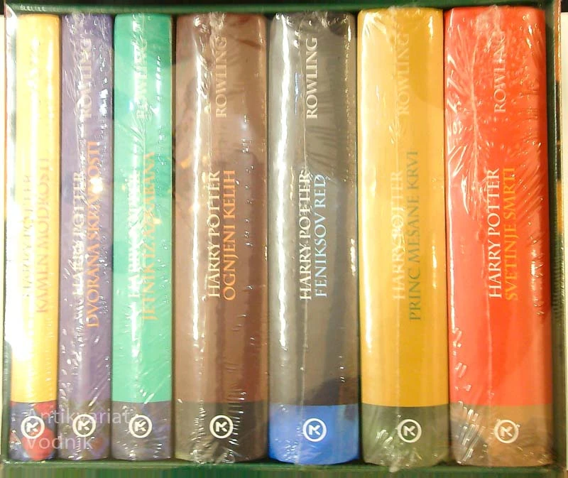 HARRY POTTER CELOTNA ZBIRKA