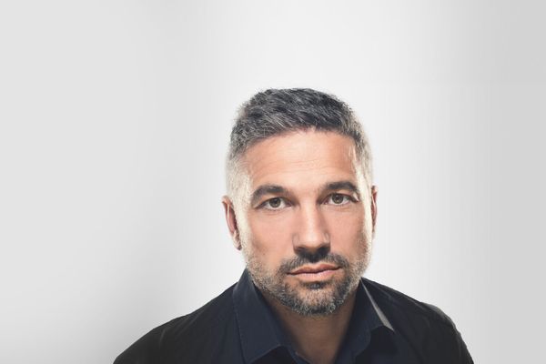 SIMON ROŽNIK