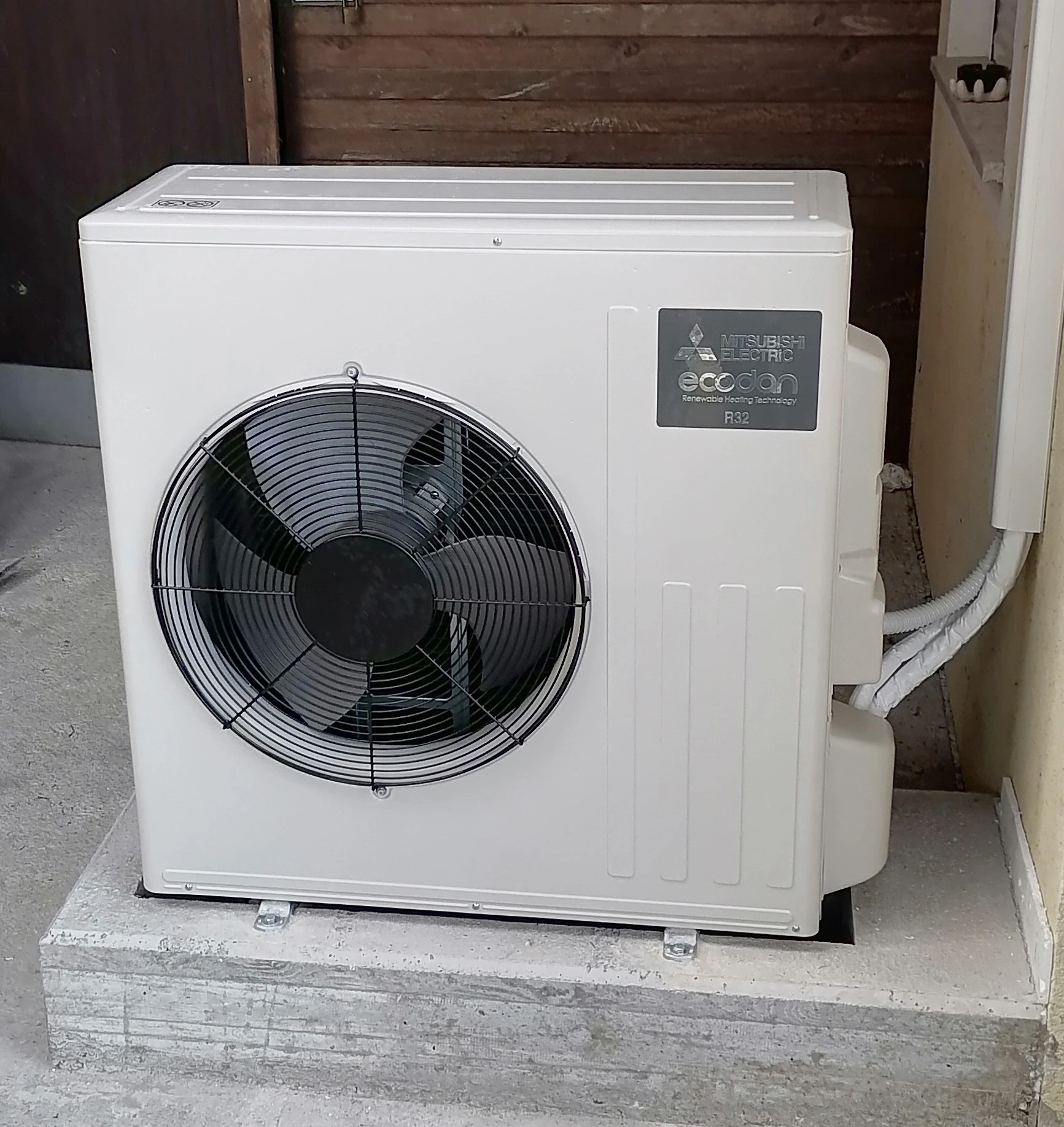 Mitsubishi Ecoinverter – zunanja enota