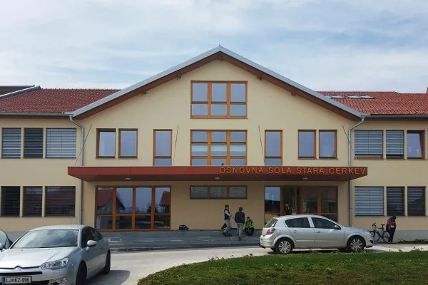 Osnovna šola Stara Cerkev — fotografija s projekta
