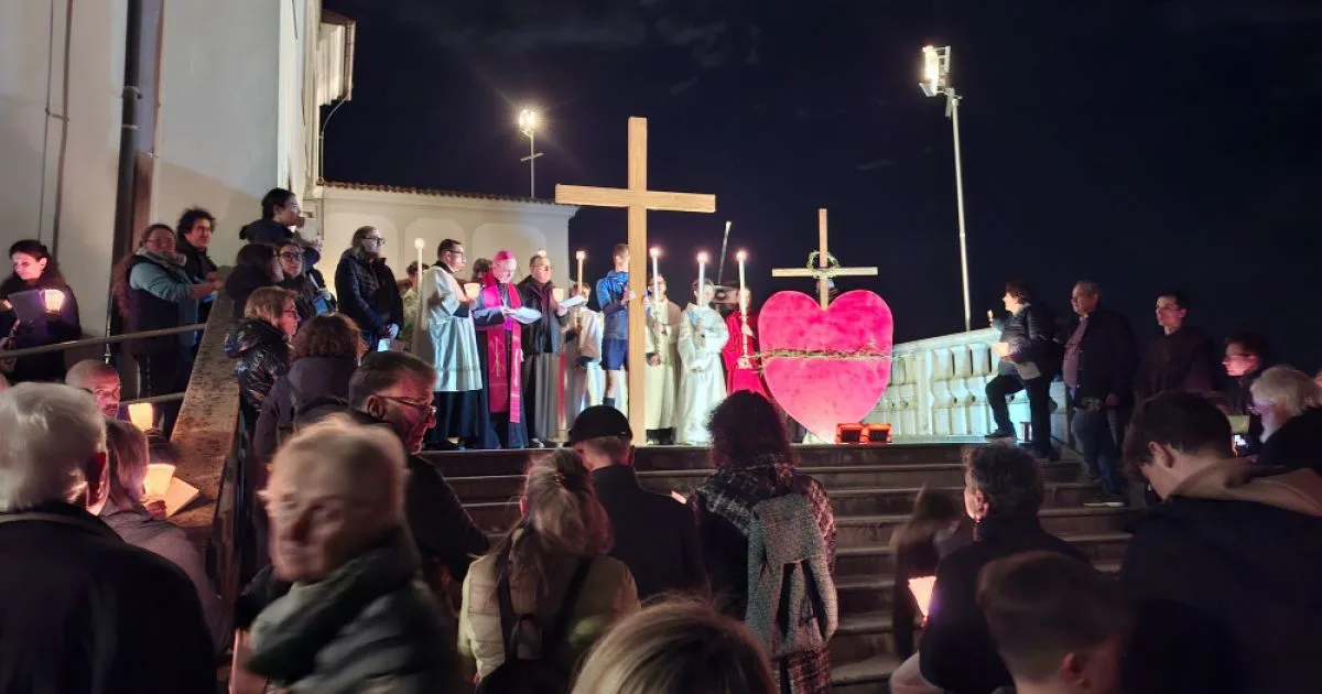 Čezmejni križev pot povezal vernike Nove Gorice in Gorice