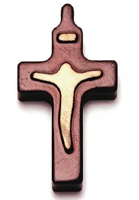 Obesek križ z vrvico 4 x 2,5 cm