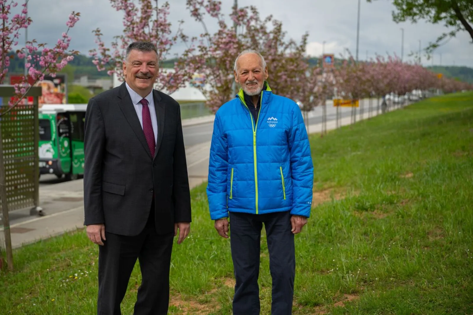 KO ZACVETIJO ČEŠNJE, ZACVETI TUDI PRIJATELJSTVO