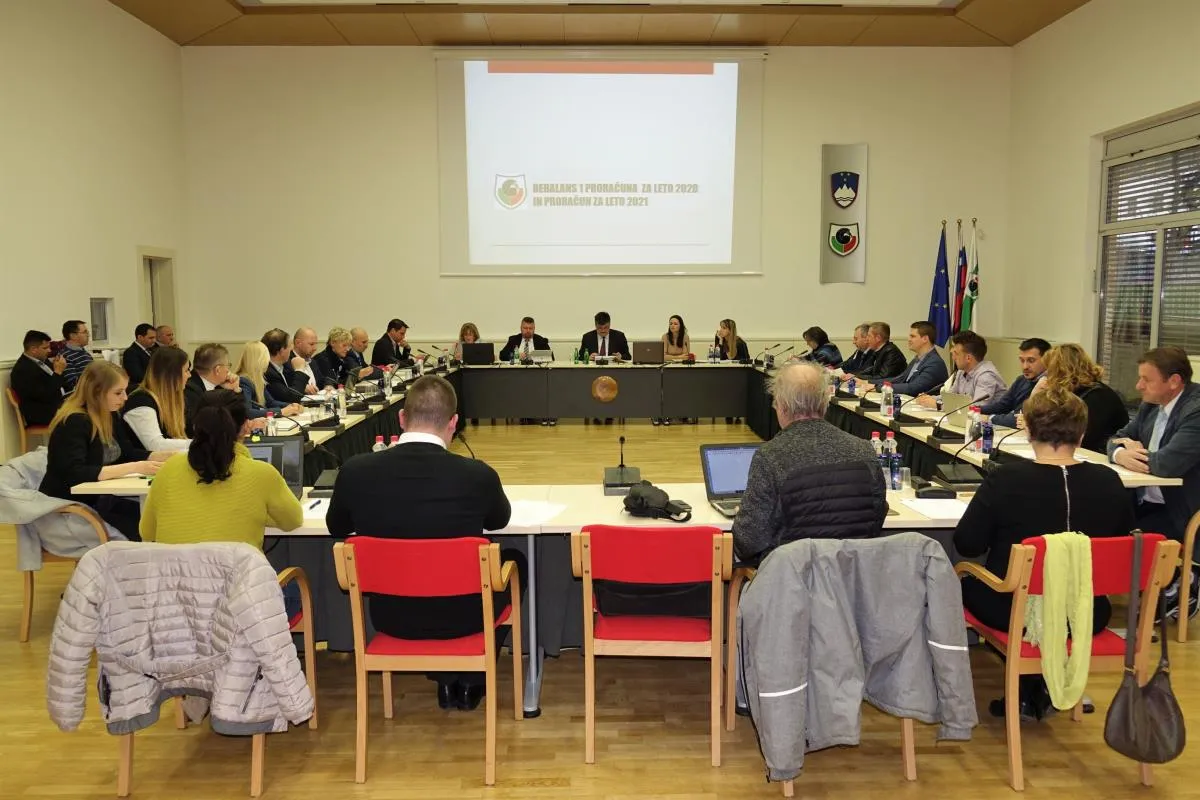 9. redna seja Občinskega sveta Občine Grosuplje (4. 3. 2020)