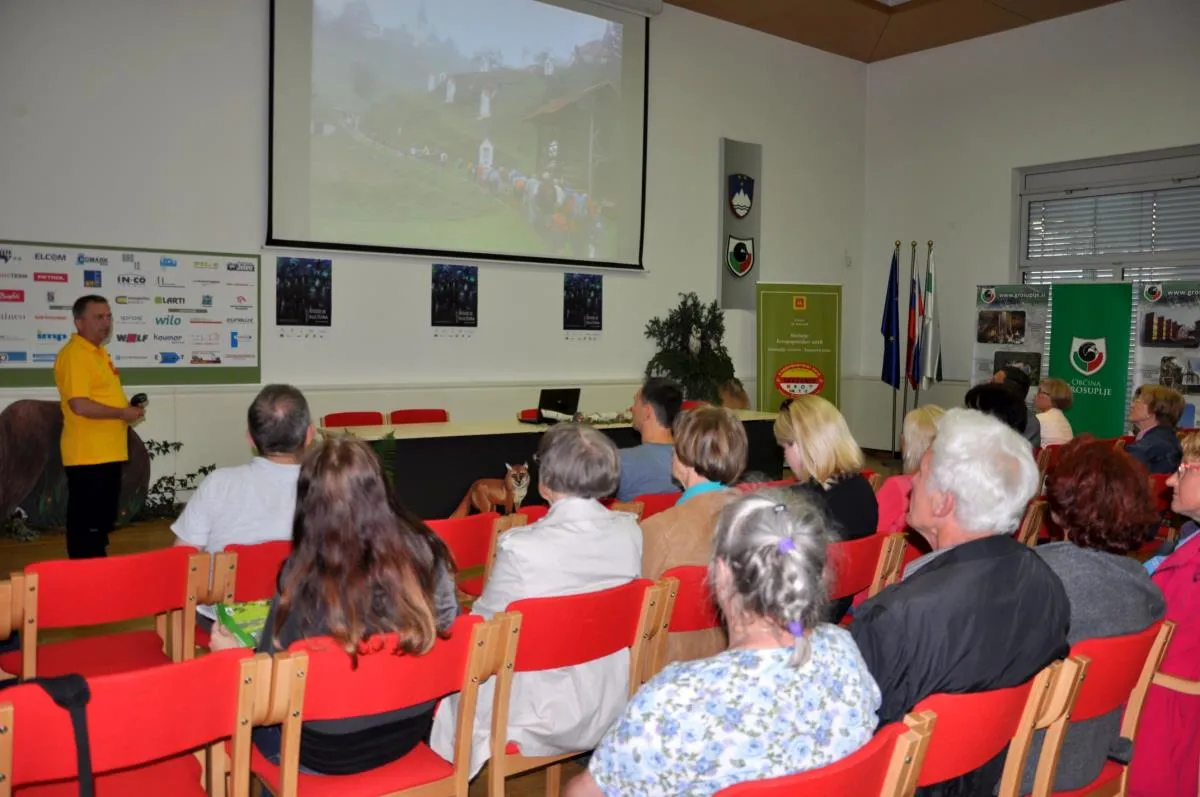 Druženje v sklopu Evropskega tedna gozdov v Družbenem domu Grosuplje