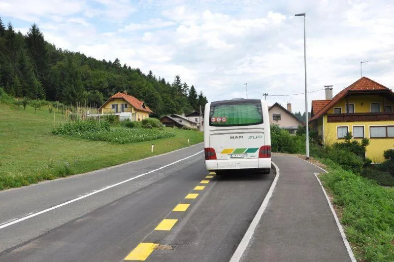Krajani Velike in Male Račne bogatejši za pločnik, cestno razsvetljavo, pa tudi za prehod za pešce in avtobusni postajališči