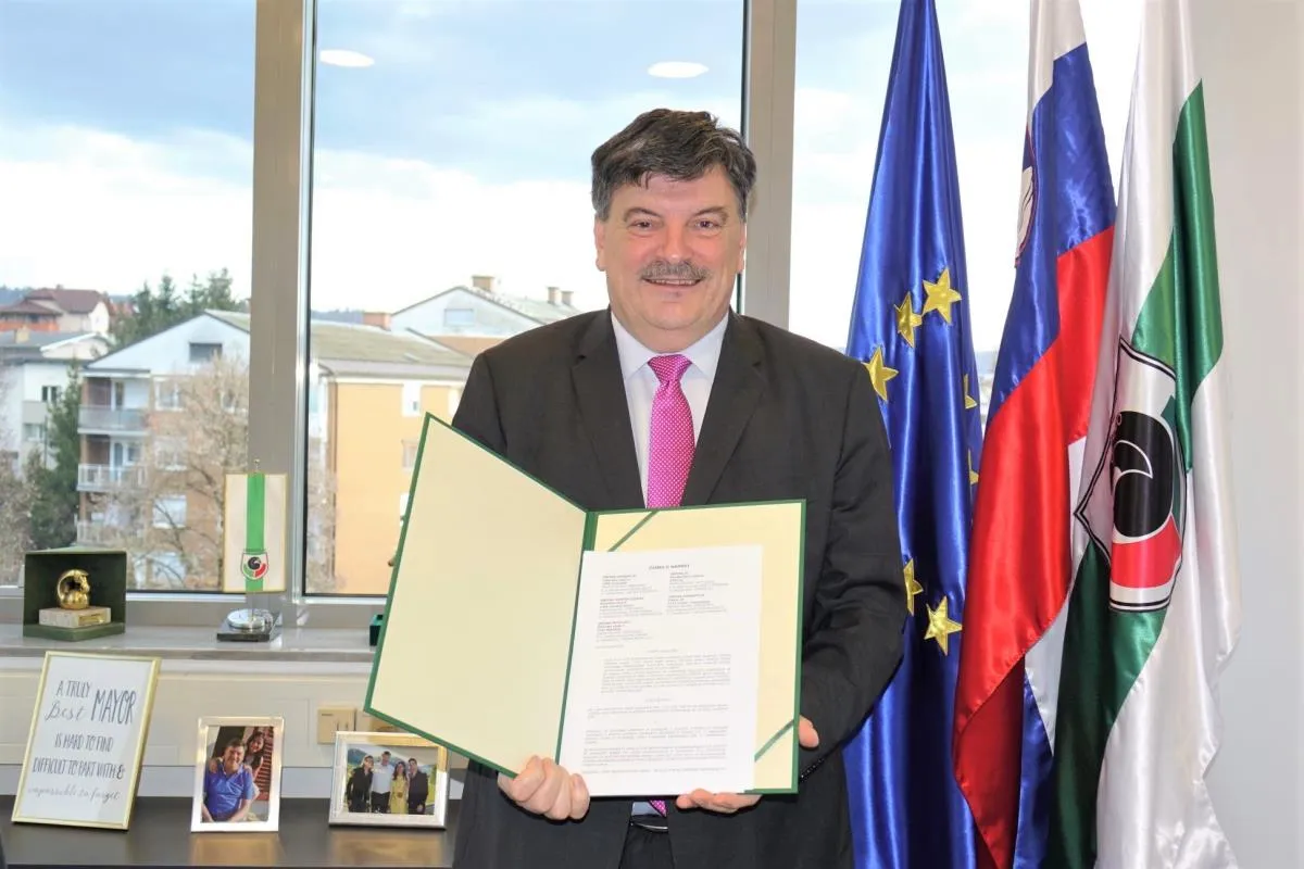 Občine SOU 5G podpisale Pismo o nameri za vzpostavitev sodelovanja tudi na področju digitalizacije občin