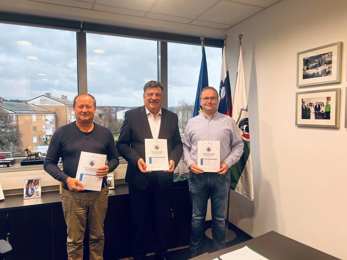 Podpis Operativnega gasilskega načrta javne gasilske službe občine Grosuplje