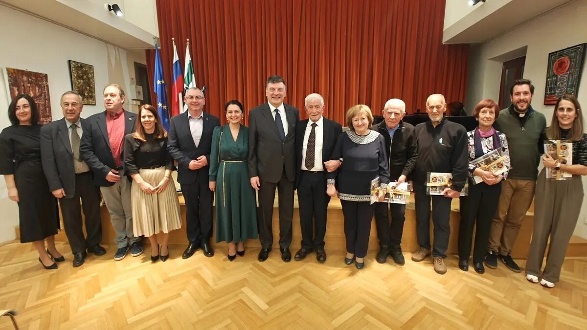 Predstavitev zbornika Občine Grosuplje ob 30. obletnici: »Zgodba (za)upanja – občina, ki raste z ljudmi«