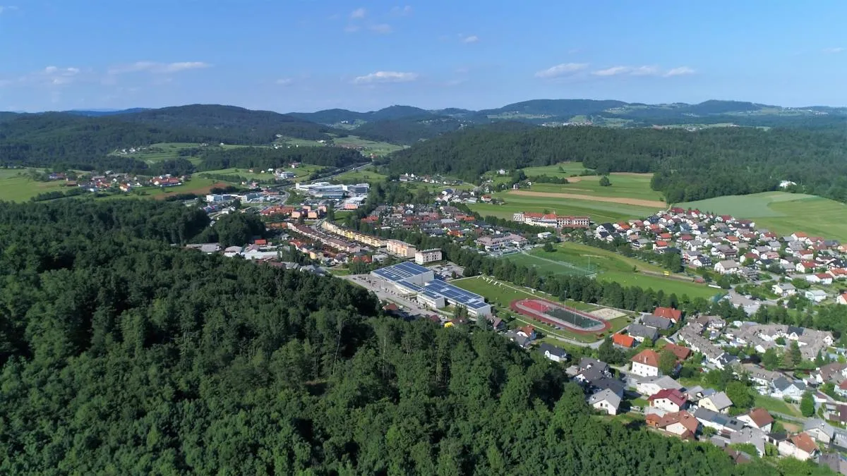 Skupna občinska uprava 5G v sodelovanju z občinama Kamnik in Log - Dragomer ter SBRA z investicijskim konceptom po EUCF sredstva za pospešitev naložb v trajnostno energijo