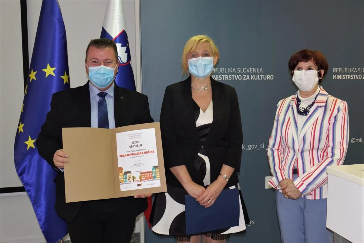 Slavnostna podelitev nazivov Branju prijazna občina