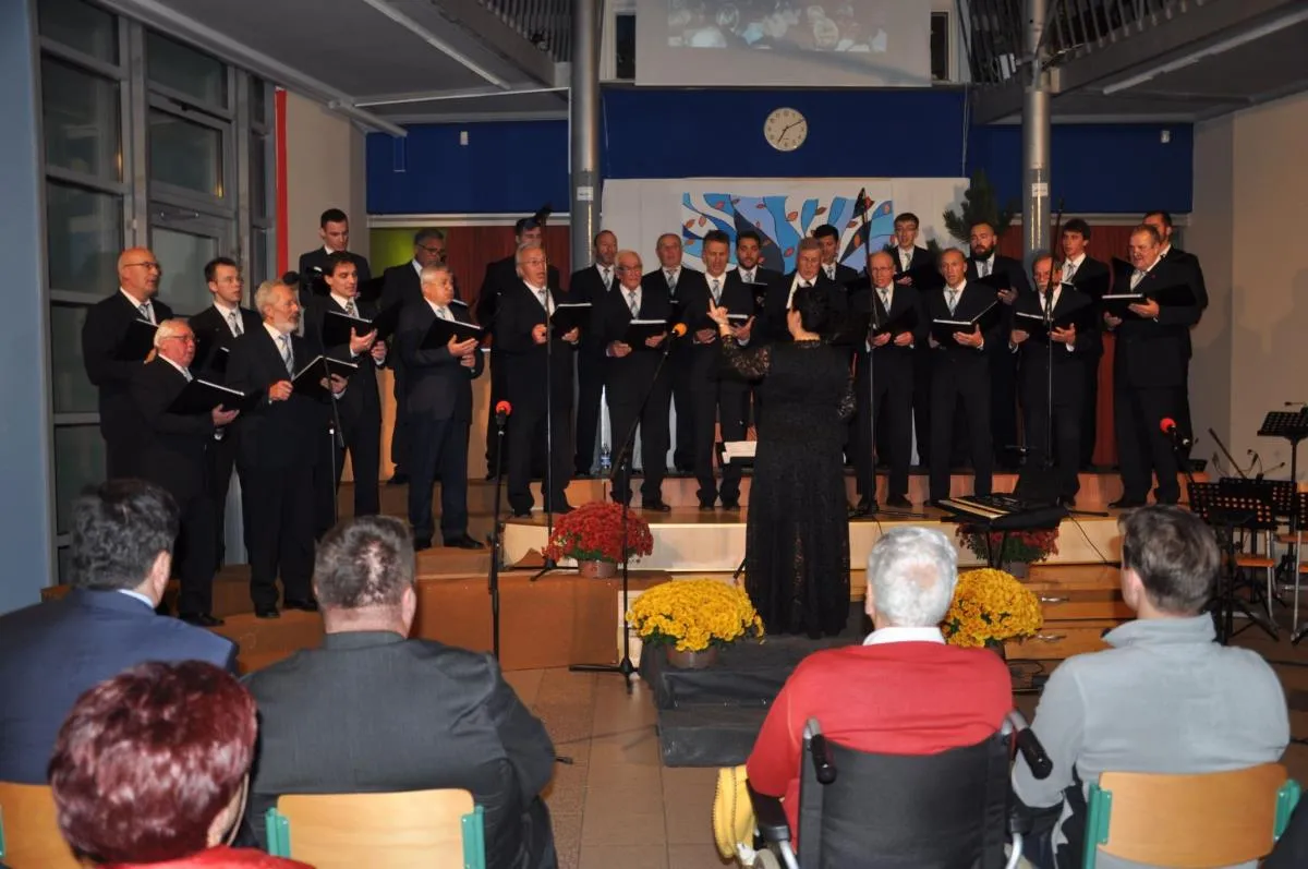 Slavnostni koncert Moškega pevskega zbora Šmarje - Sap ob 70-letnici delovanja