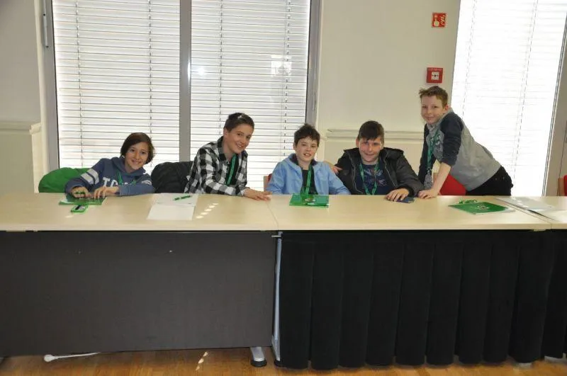 Župan dr. Peter Verlič je sprejel učence iz Grčije, Italije in Latvije, ki so bili pri nas na mednarodni izmenjavi