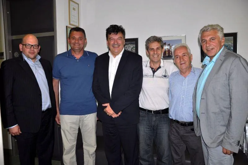 Župan dr. Peter Verlič je v prostorih občinske hiše sprejel predstavnike Srbskih Železnic in Inštituta za promet CIP