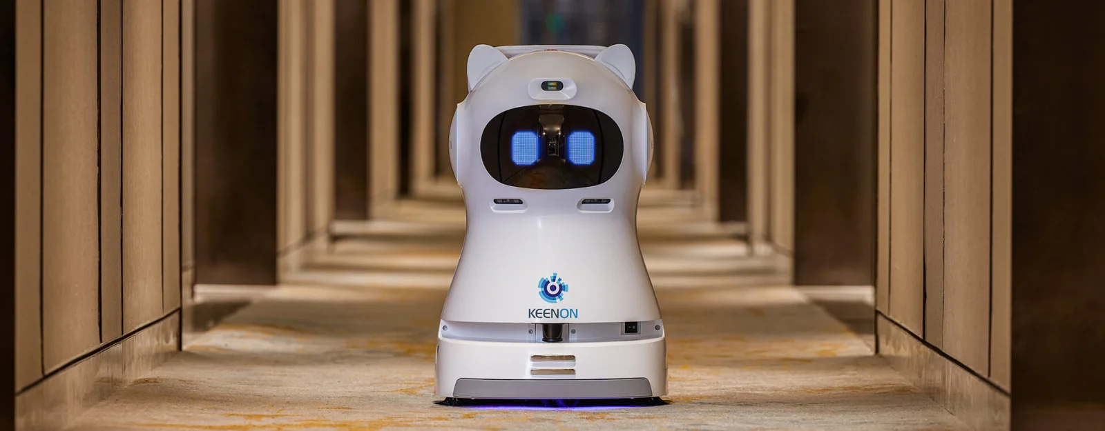 Revolutionizing hotel maintenance with the KleenBot C30