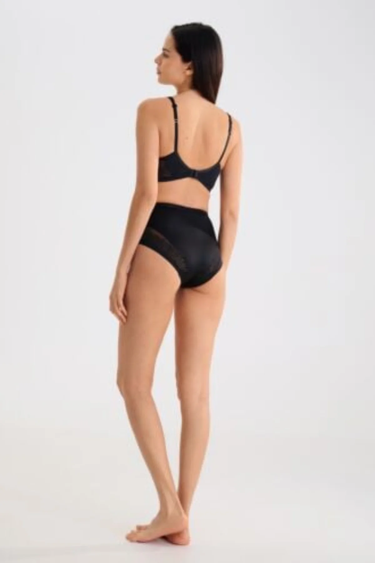 Ruby High-Waist Briefs