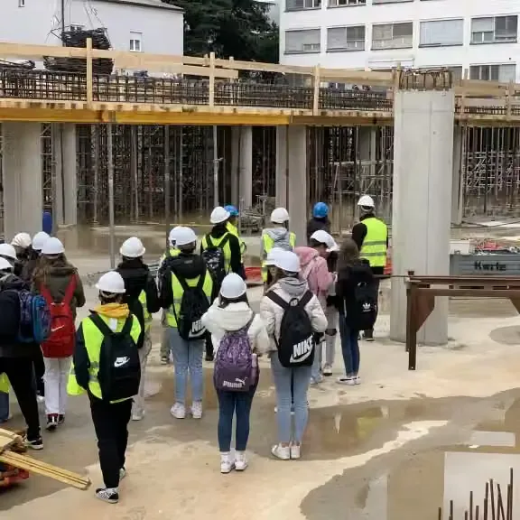 Predstavitev poklicev področja gradbeništva