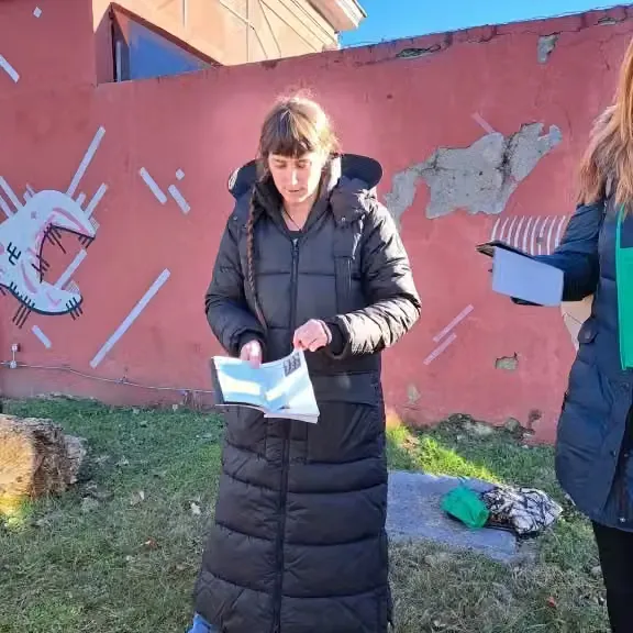 Nika Šuligoj - info točka z nami na poti