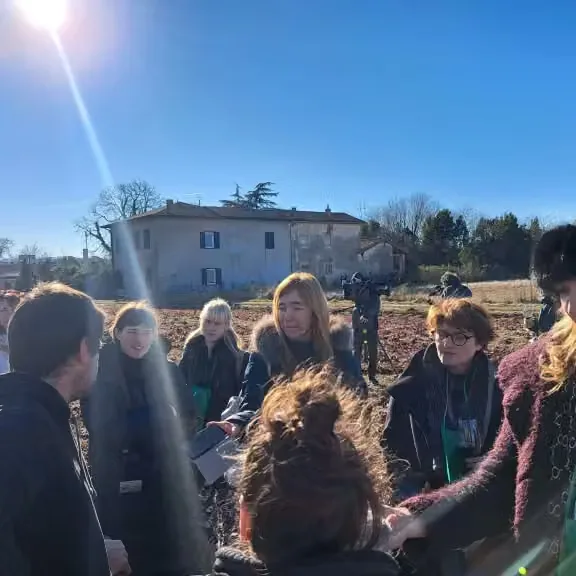 pod soncem spoznavali sukenski regut