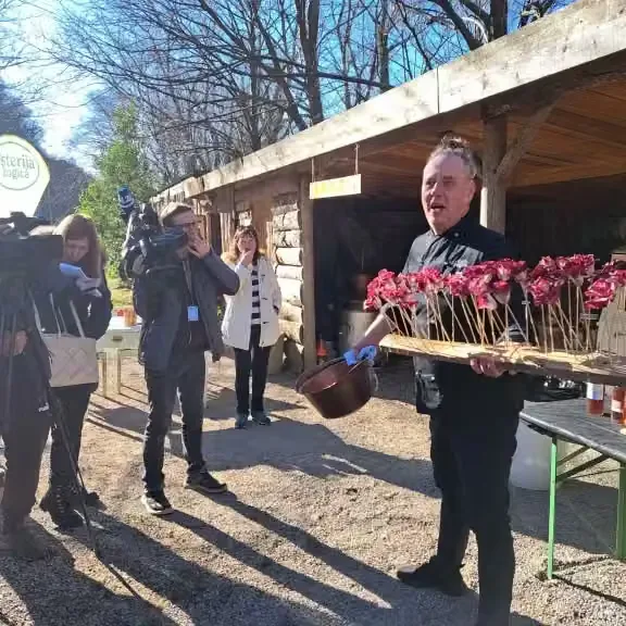 Matej, chef Ošterije Žogica in zmagovalec v pripravi solate iz reguta, ocvirkov in kisa