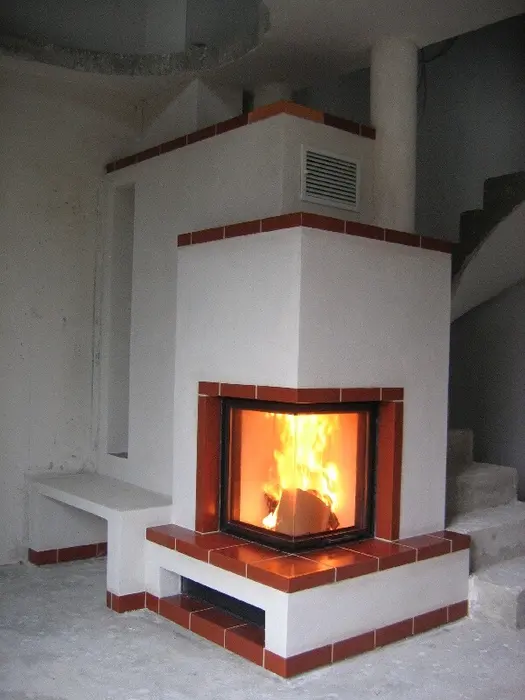 Toplozračni kamini 76
