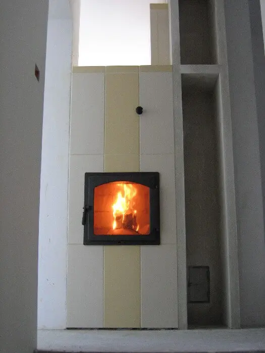 Toplozračni kamini 113