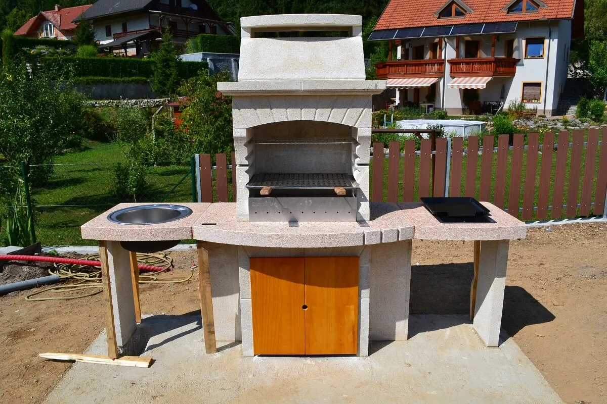 Vrtni kamini za fantastično poletno vzdušje 2