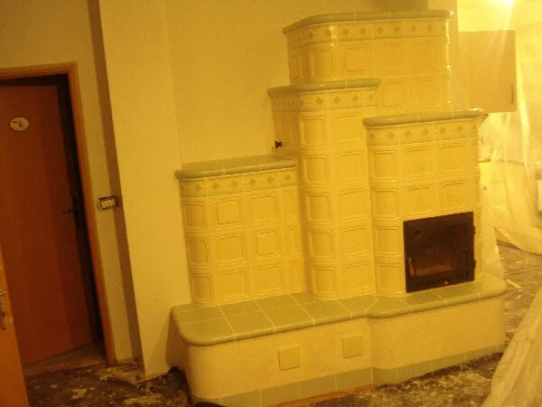 Lončena peč iz galerije Pečarstva Zajc