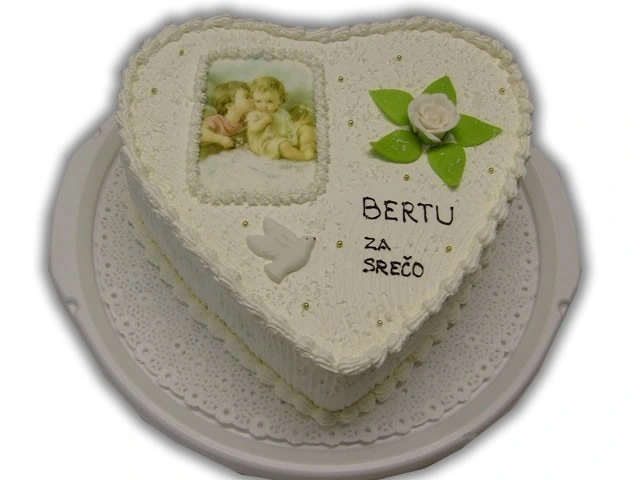 Srčna torta za krst
