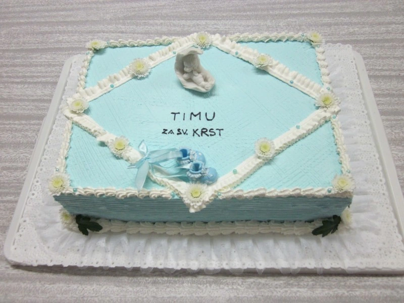 Modra torta za krst