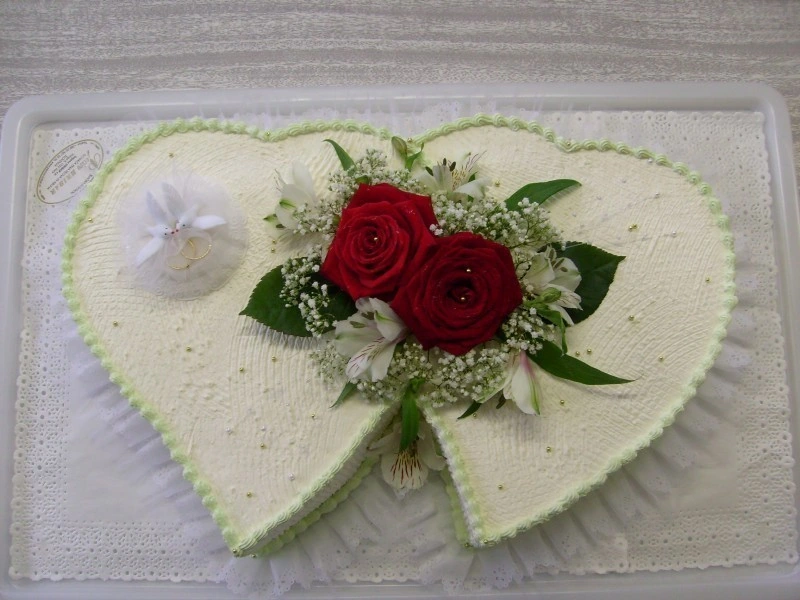 Poročna torta