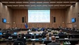 Vlada potihoma namenja desetine milijonov za izbrano industrijo