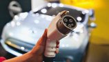 Avtoceste bodo pokrite s hitrimi električnimi polnilnicami