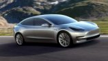 Električni avto Tesla Model 3 bo kmalu zapeljal na proizvodni trak
