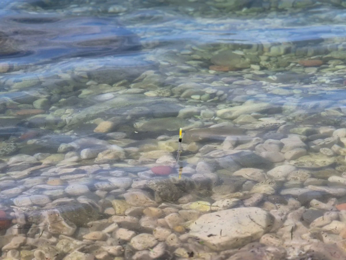 LAŽNI ALARM: Neznani predmet v morju prestrašil Izolanko (FOTO)