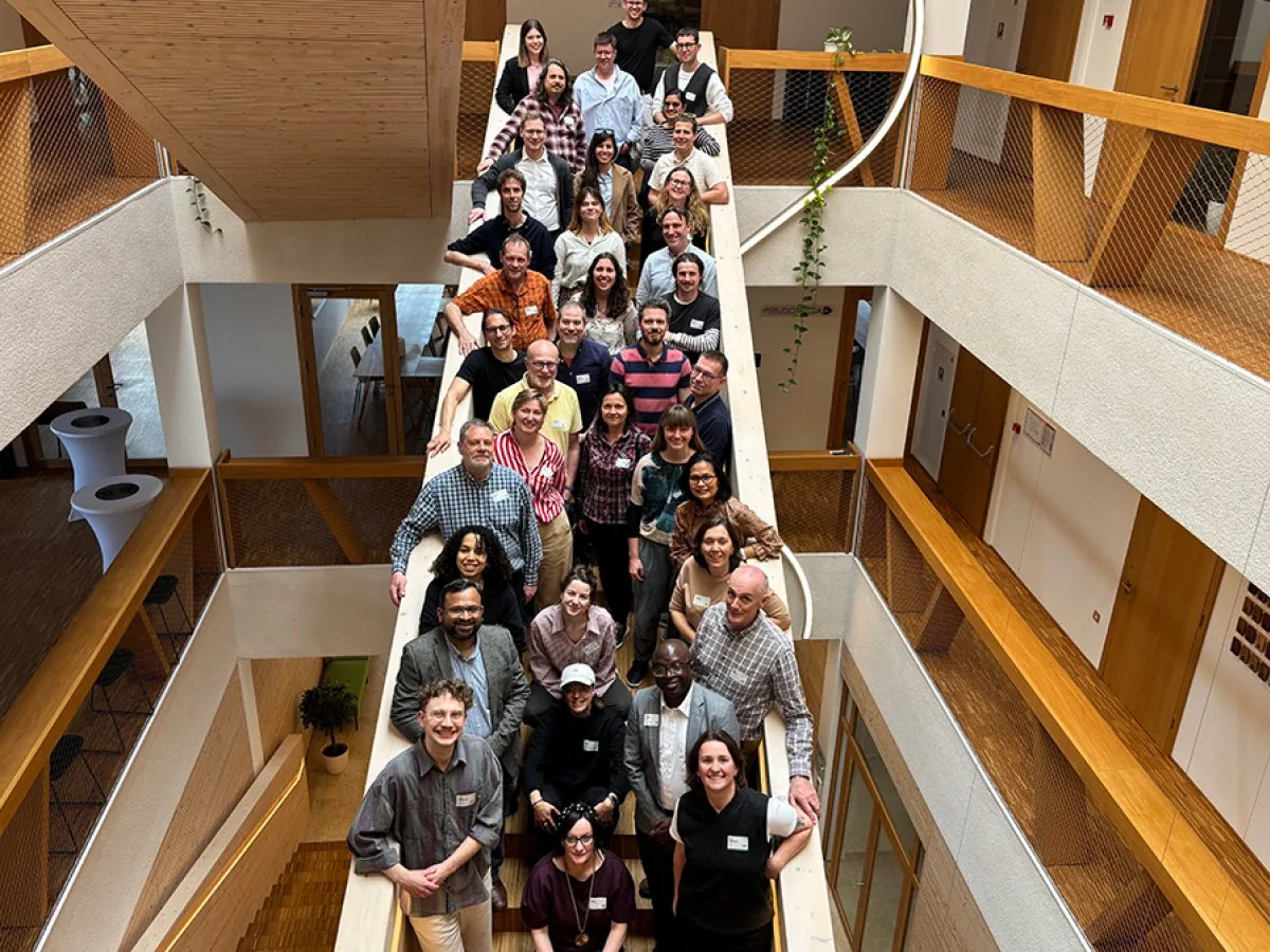 LES KOT PRIHODNOST GRADNJE: UP IAM gostil četrto generalno skupščino projekta WoodStock