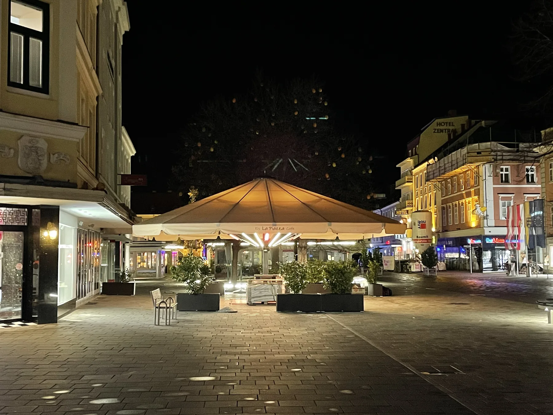 La Piazza, Wiener Neustadt, Avstrija