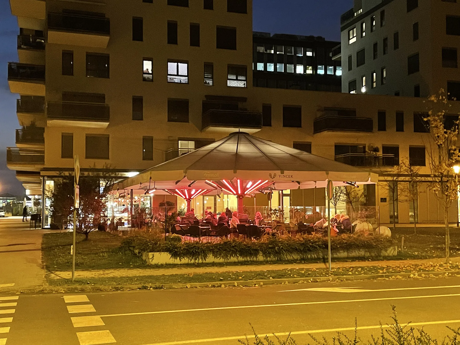 Vincek, Bundek, Zagreb