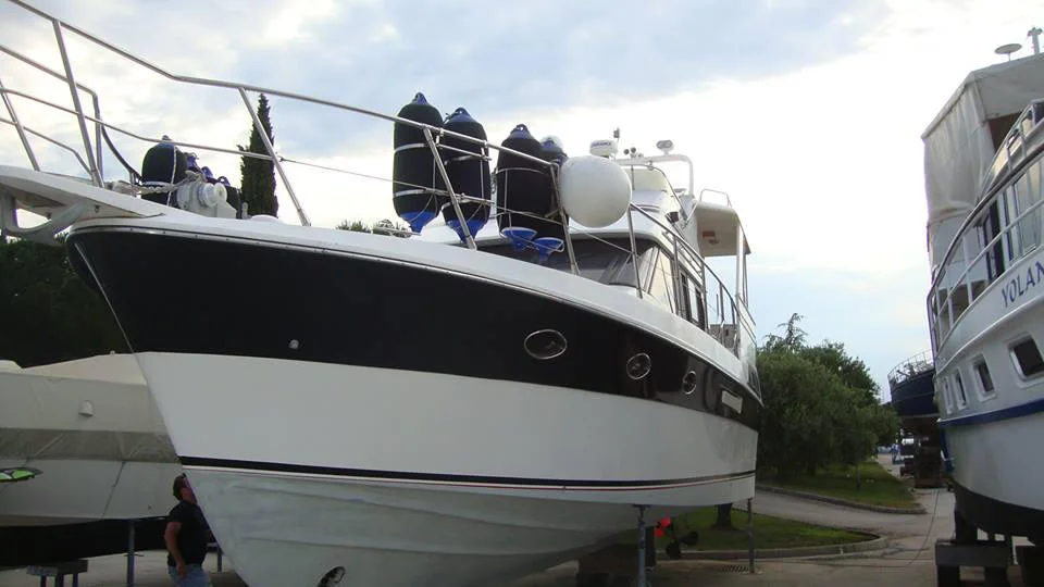 Boat wrapping