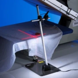 Namizni laser